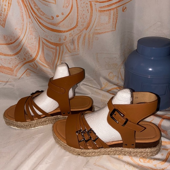 Women's Tan Espadrille Sandals - Picture 3 of 7